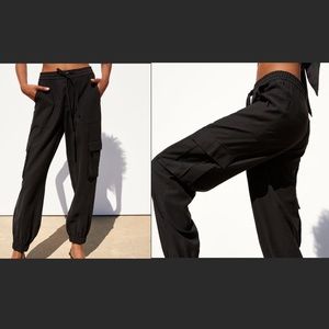 Zara Black Utility Cargo Pants